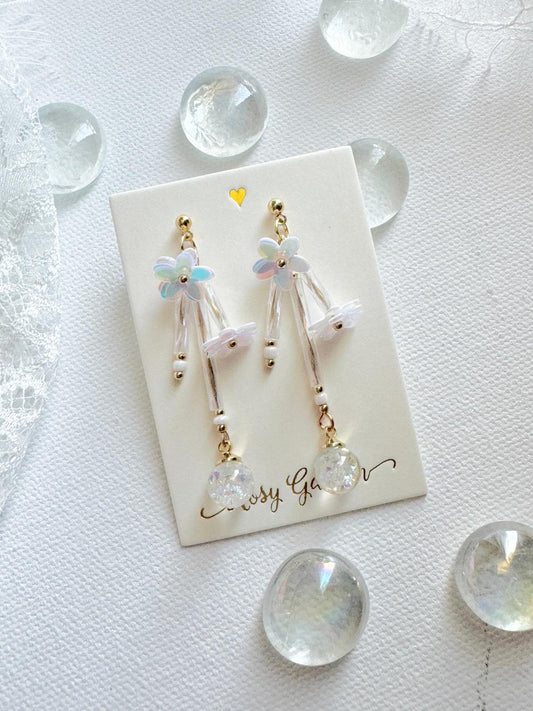 流光花綺 扭紋珠子幻彩白色水晶球耳環 可換耳夾