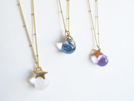 金色星星流沙水晶球頸鏈