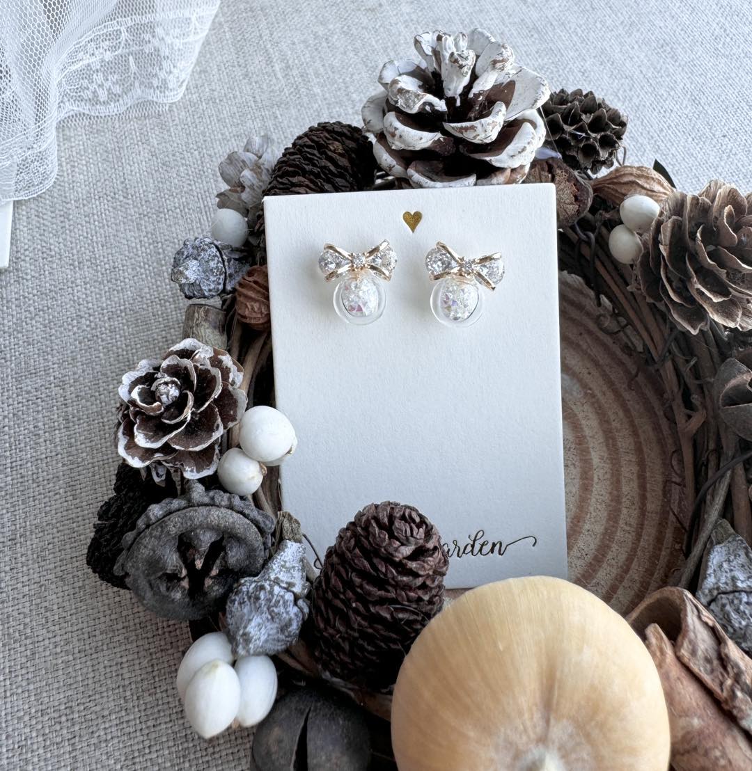 鋯石蝴蝶結水晶球耳環 僅限耳針