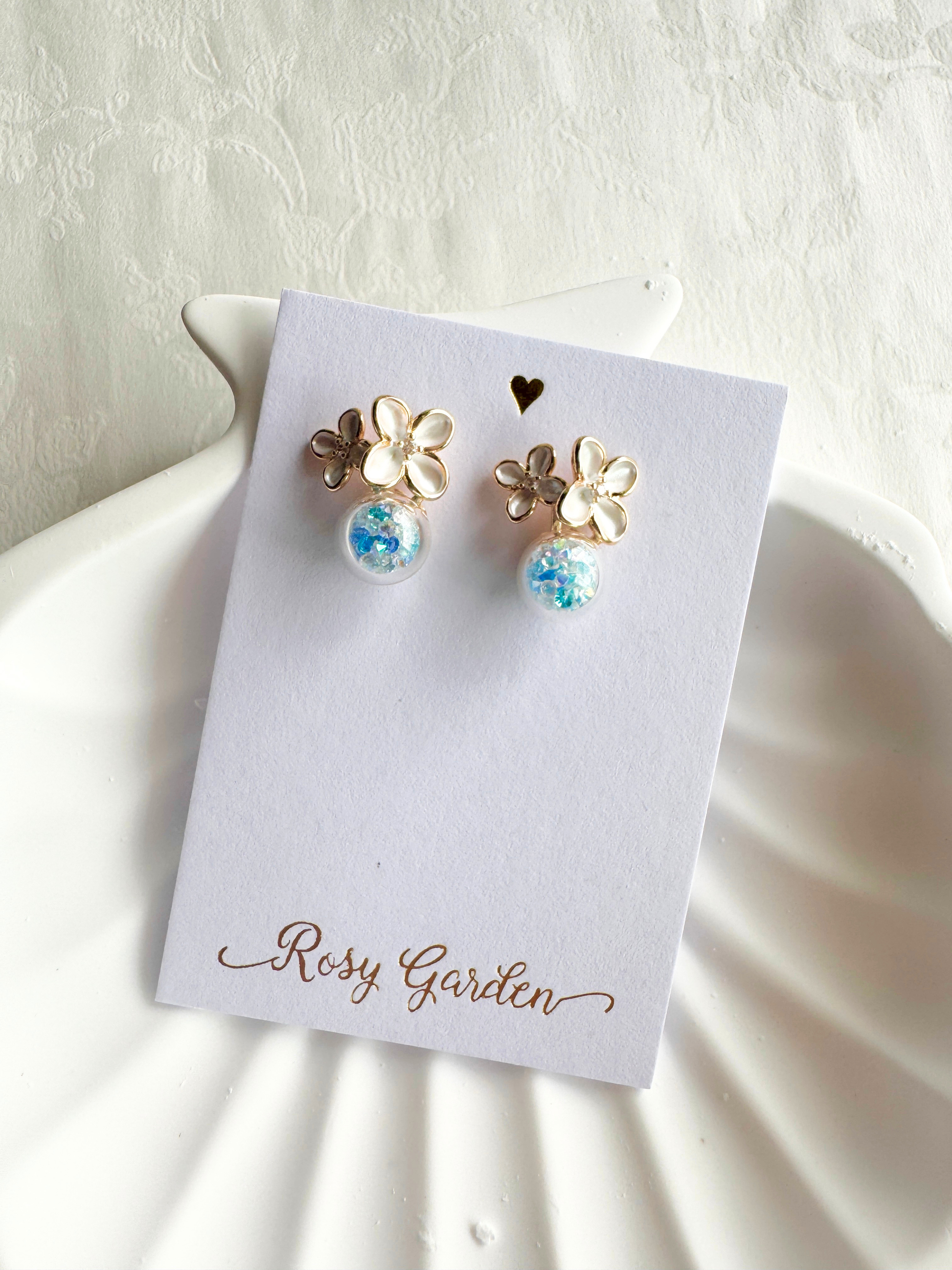 香港手作耳環 - 小繡球花耳環水晶球耳環 藍色 (Handmade Earrings)