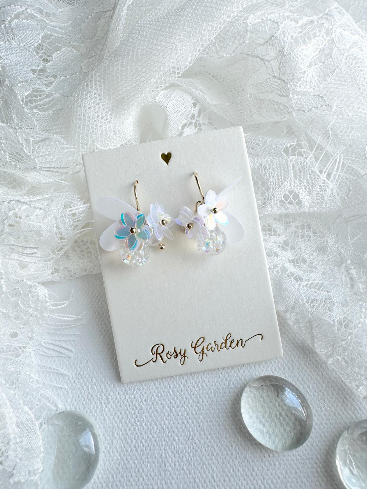 瑩蝶花綺 蝶翼幻彩白色水晶球耳環 可換耳夾