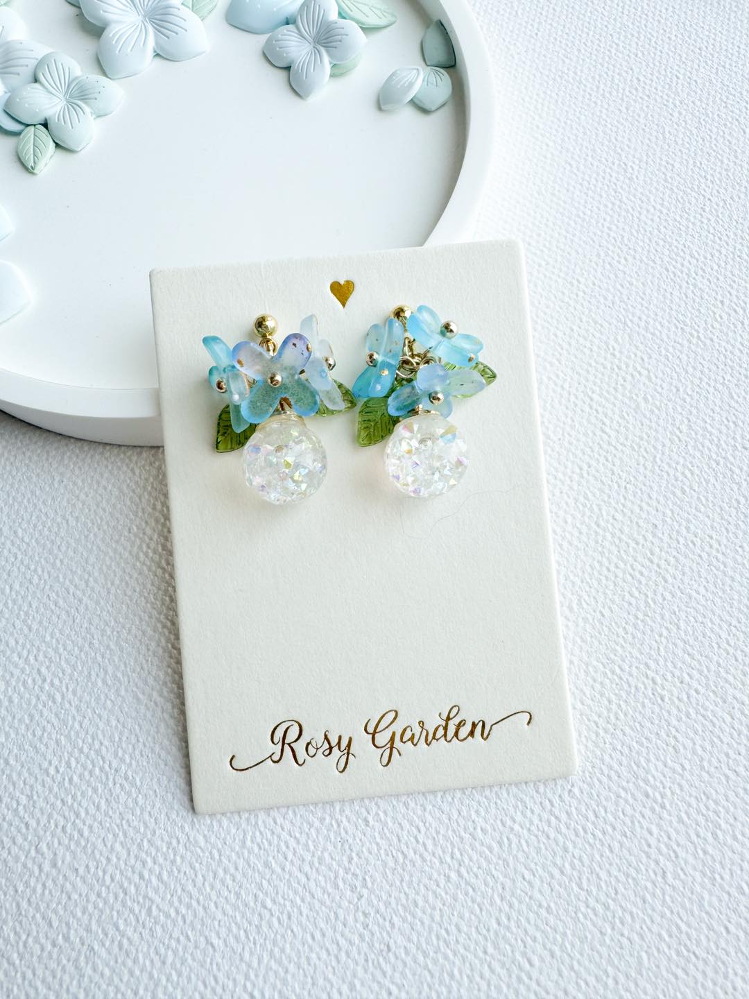 雨後紫藍色 繡球花水晶球耳環